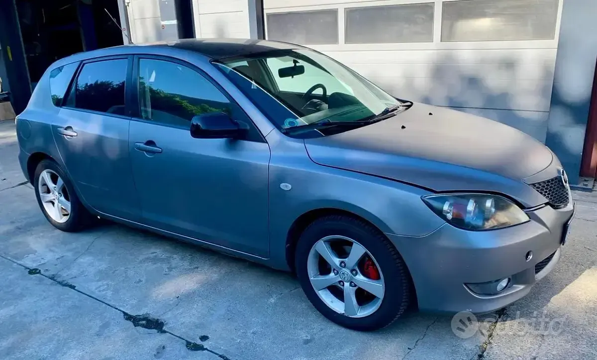 Usata Mazda 3 88 CV (64 kW) 2005 Grigio Berlina