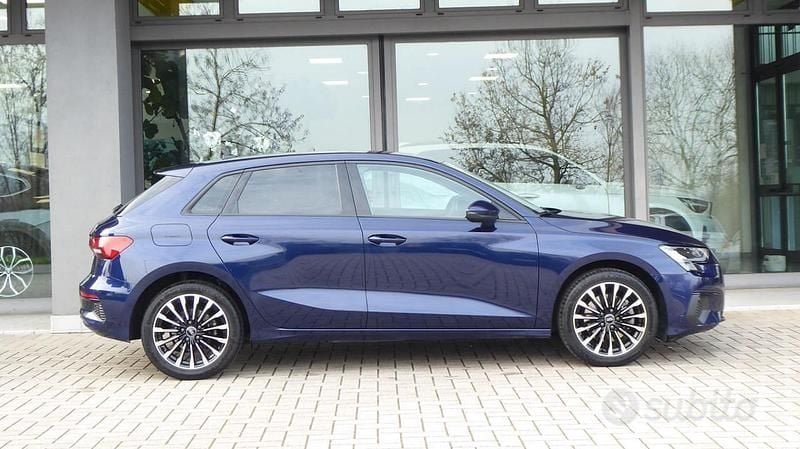 Usata Audi A3 Business 184 CV (135 kW) 2020 Blu Berlina