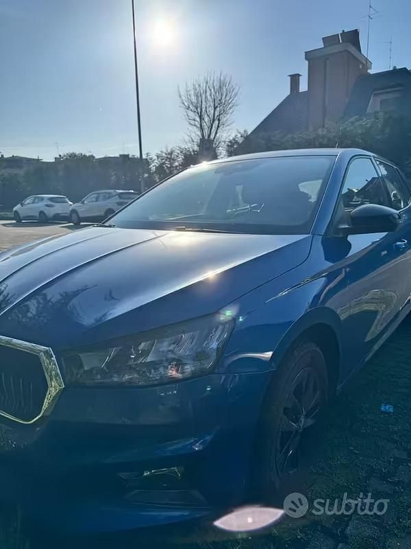 Usata Skoda Fabia 95 CV (69 kW) 2025 Blu Utilitaria