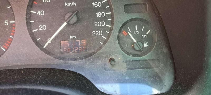 Usata Opel Astra S 101 CV (74 kW) 2001 Argento Station wagon