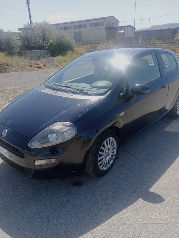 Blu Usata 2013 Fiat Punto Evo Due volumi | 3300 € (Super prezzo) - Immagine 1/4
