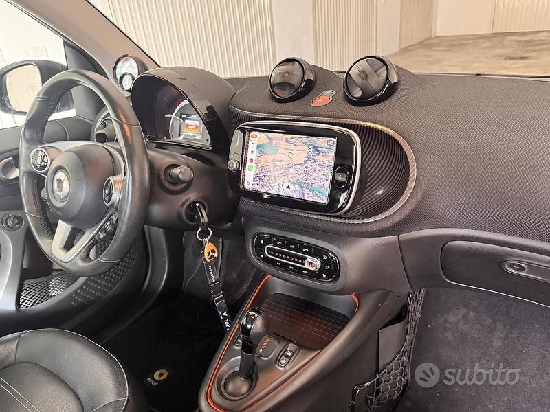 Grigio Usata 2021 Smart ForTwo Electric Drive Prime Cabrio | 14.000 € (Cara) - Immagine 1/4