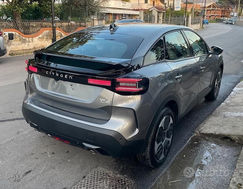 Usata Citroën C4 PureTech 131 CV (96 kW) 2025 Grigio SUV