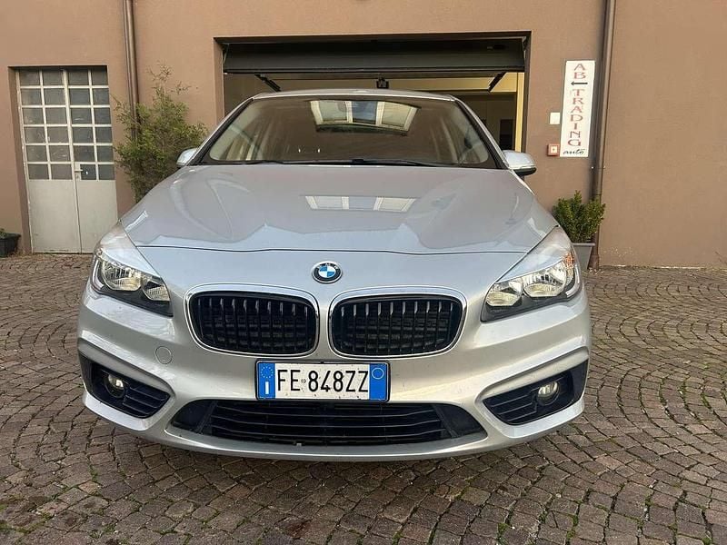 Grigio Usata 2016 BMW 216 Sport Line Station wagon | 10.800 € (Buon prezzo) - Immagine 1/4