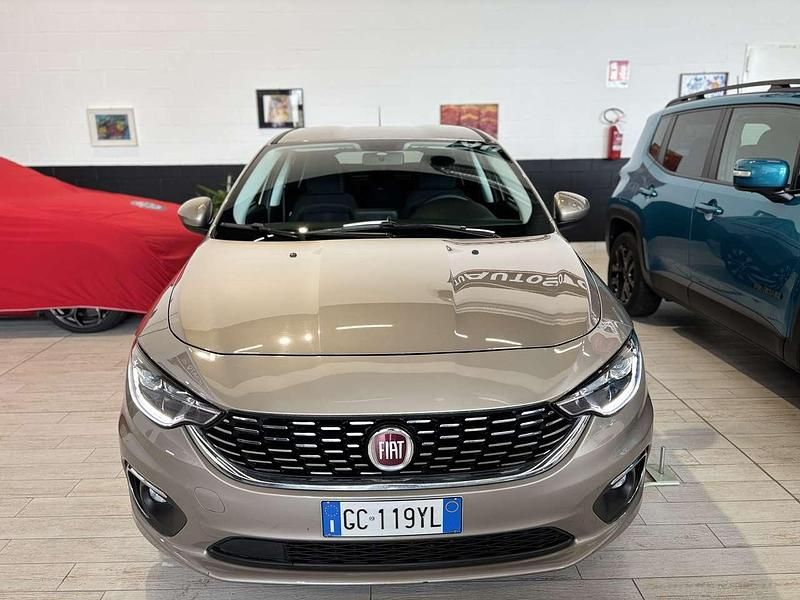 Usata Fiat Tipo Mirror 120 CV (88 kW) 2020 Sabbia perla (metallizzato) Station wagon