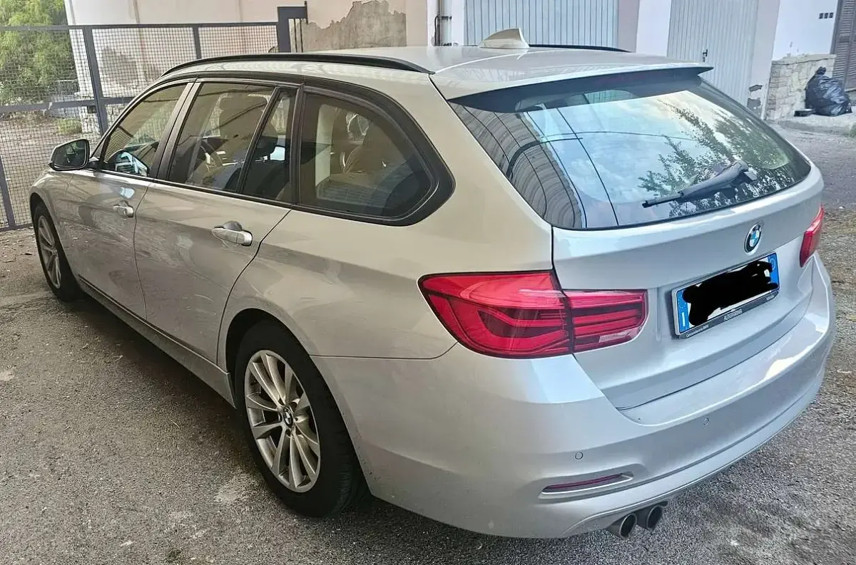Usata BMW 320 Advantage 190 CV (139 kW) 2016 Argento Station wagon