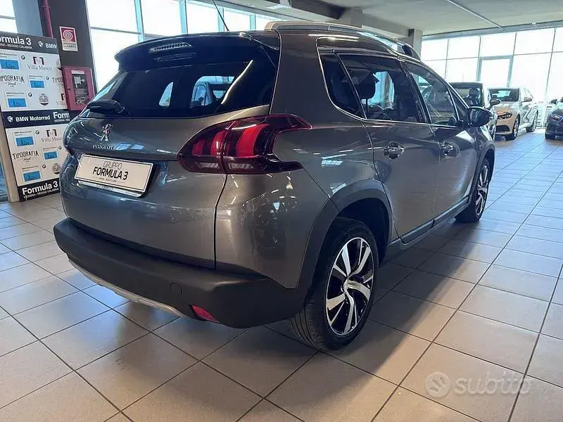 Brugt Peugeot 2008 Allure 120 HK (88 kW) 2019 Grå SUV