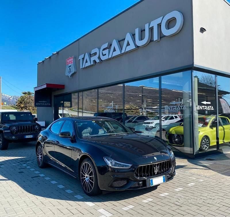 Usata Maserati Ghibli 430 CV (316 kW) 2024 Nero Berlina