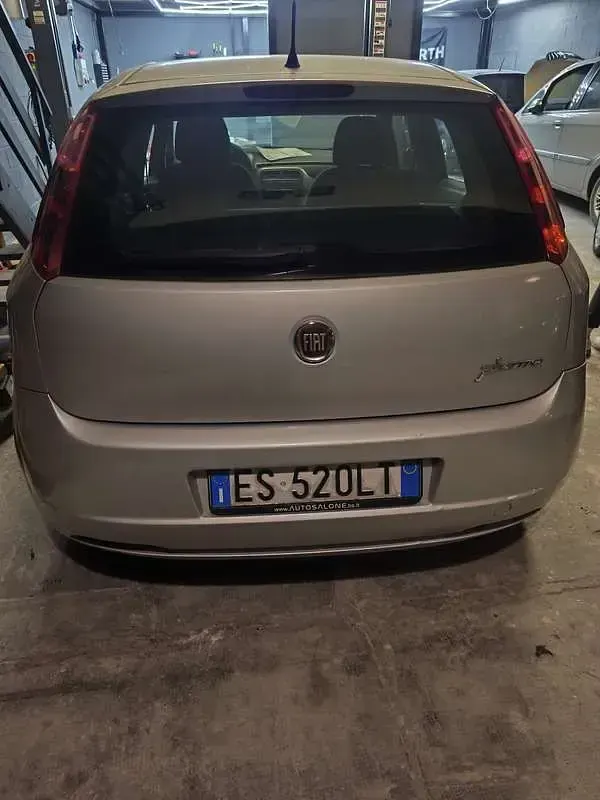 Usata Fiat Punto Classica 60 CV (44 kW) 2010 Utilitaria