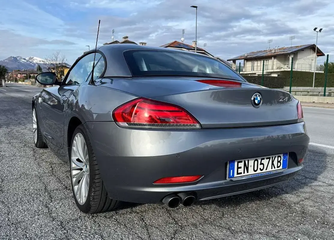 Usata BMW Z4 204 CV (150 kW) 2012 Grigio Cabrio