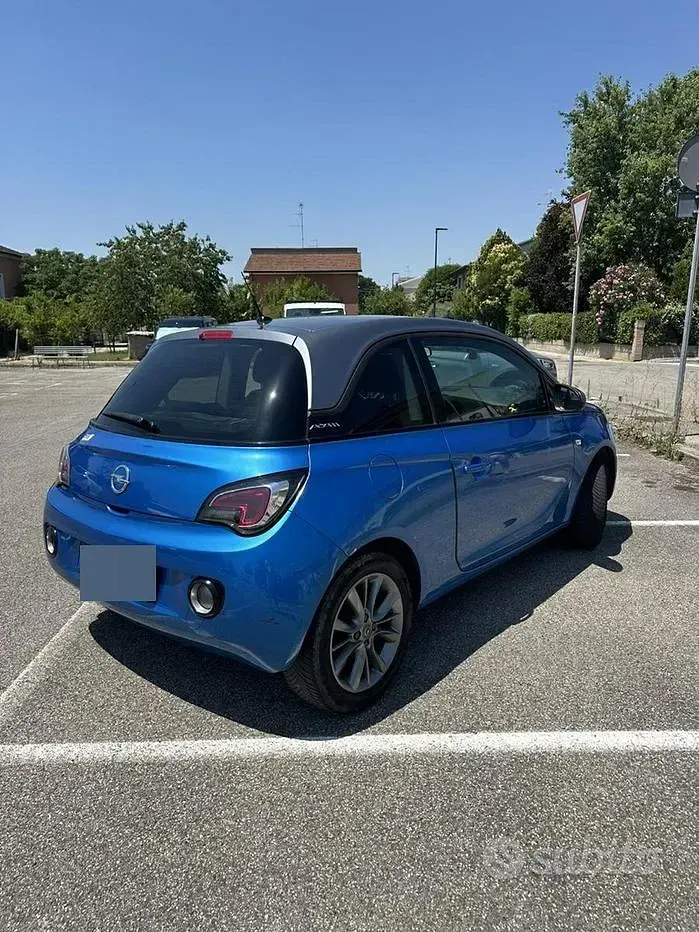 Usata Opel Adam Jam 87 CV (63 kW) 2017 Bluazzurro Utilitaria