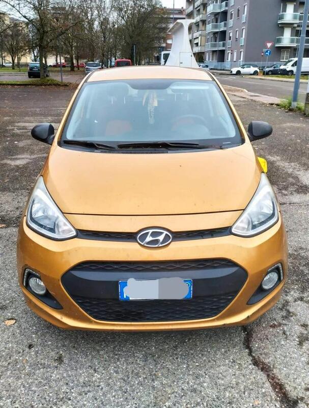 Usato 2015 Hyundai i10 1.1 Benzin 69 CV (5.500 €)