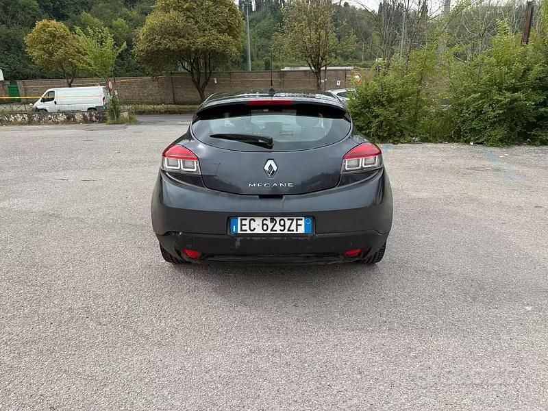 Usata Renault Mégane III 2010 Grigio Coupé