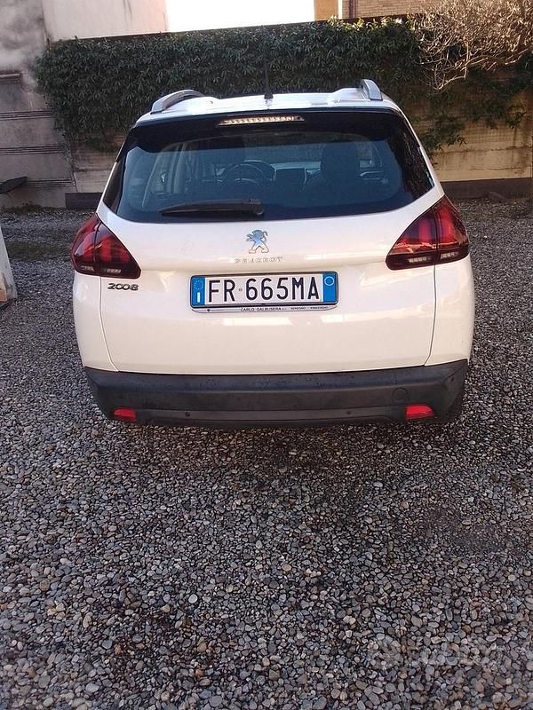 Usata Peugeot 2008 92 CV (67 kW) 2018 Bianco SUV
