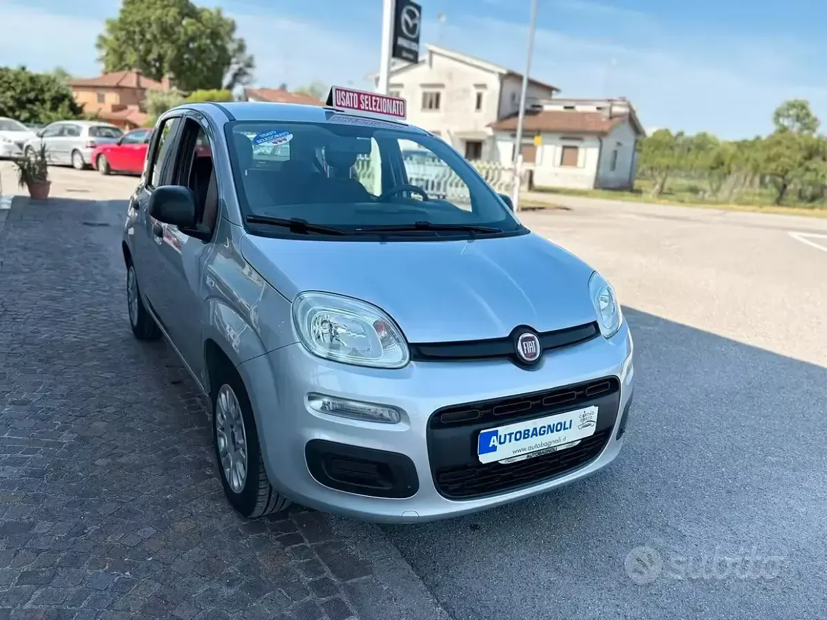Usata Fiat Panda Easy 69 CV (50 kW) 2017 Grigio Utilitaria