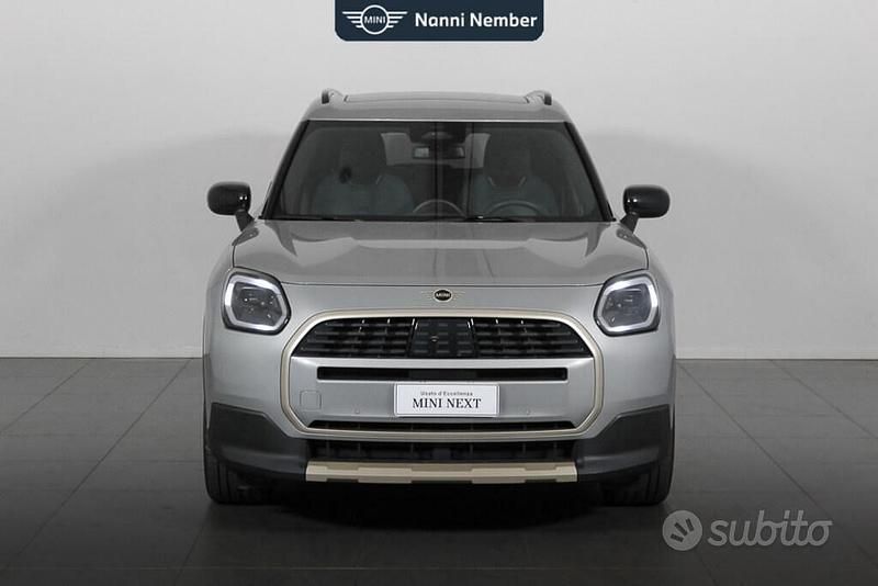 Usata Mini Countryman Favoured 163 CV (119 kW) 2024 Argento SUV