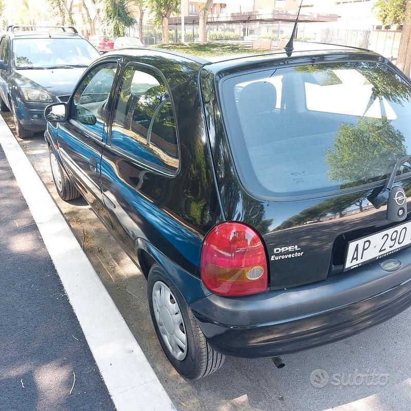 Usata Opel Corsa 1998 Nero Berlina