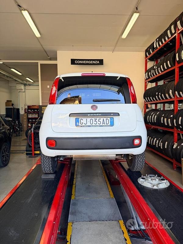 Usata Fiat Panda 4x4 85 CV (62 kW) 2022 Bianco Utilitaria