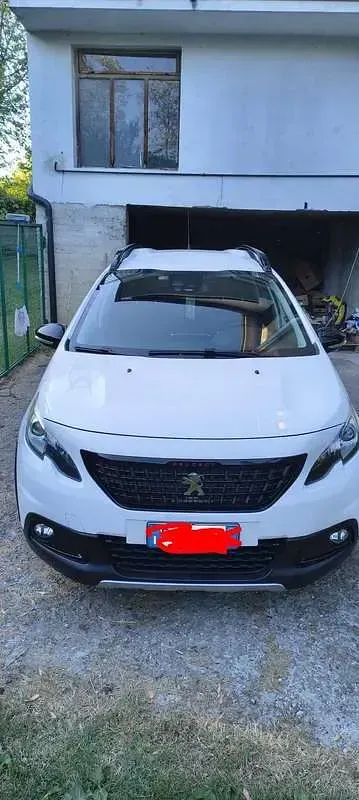 Usata Peugeot 2008 GT-line 120 CV (88 kW) 2017 SUV