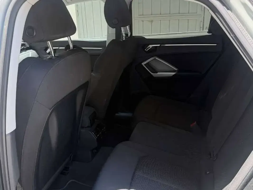 Usata Audi Q3 Sportback S-Line 150 CV (110 kW) 2021 Argento SUV