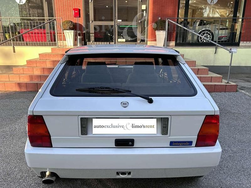 Usata Lancia Delta 205 CV (150 kW) 1992 Bianco Utilitaria