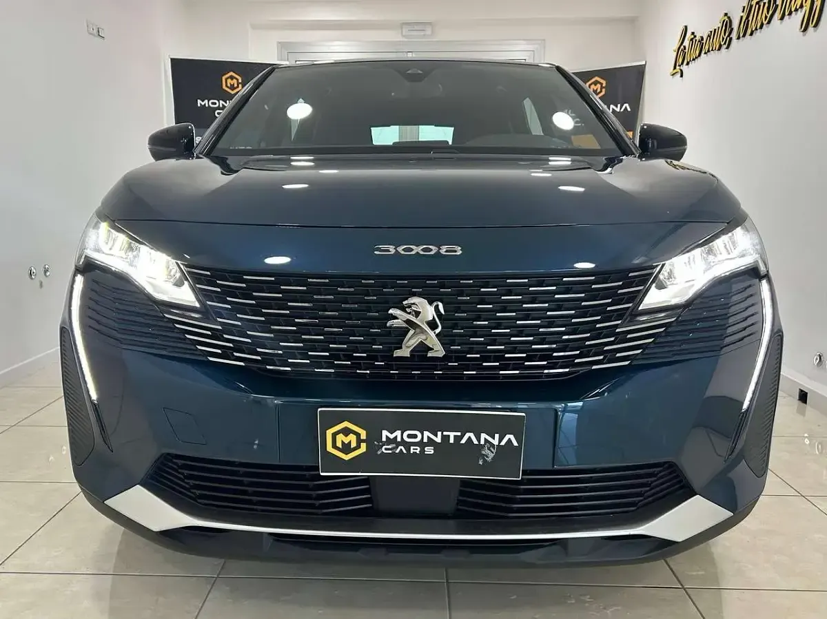 Usata Peugeot 3008 Active 131 CV (96 kW) 2023 Blue celebes metallizzato SUV