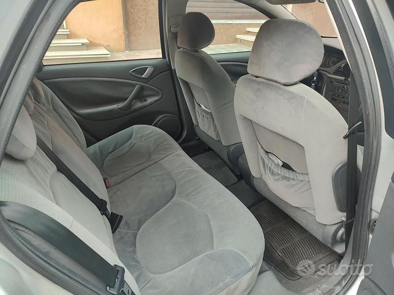 Usata Citroën C5 109 CV (80 kW) 2007 Grigio Berlina