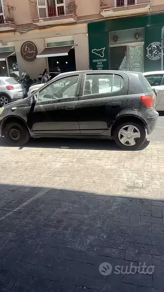 Usata Toyota Yaris 65 CV (47 kW) 2005 Berlina
