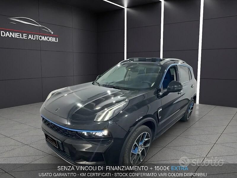 Usata Lynk & Co 01 261 CV (191 kW) 2023 Nero SUV