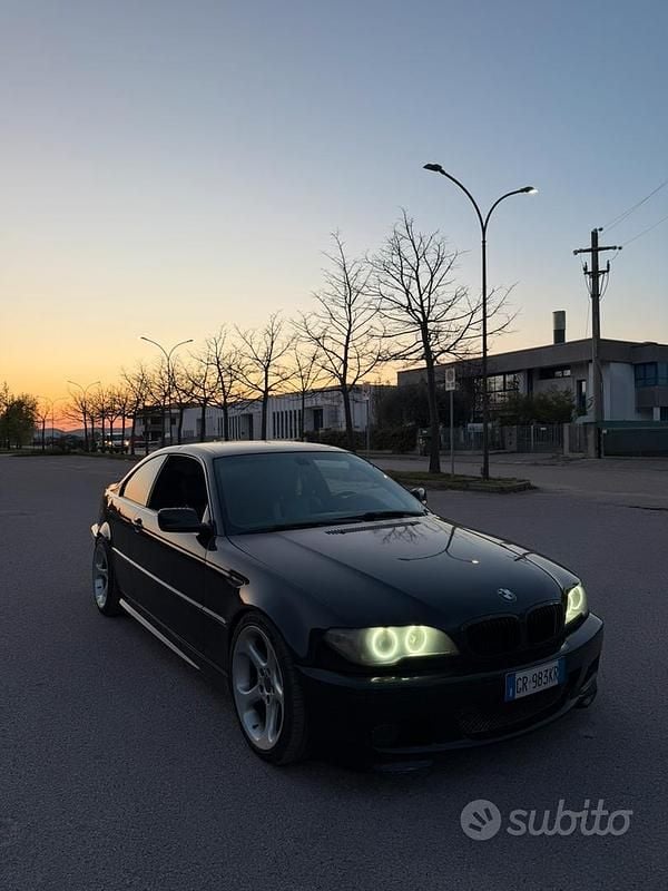 Usata BMW 330 Performance 231 CV (169 kW) 2004 Nero Coupé