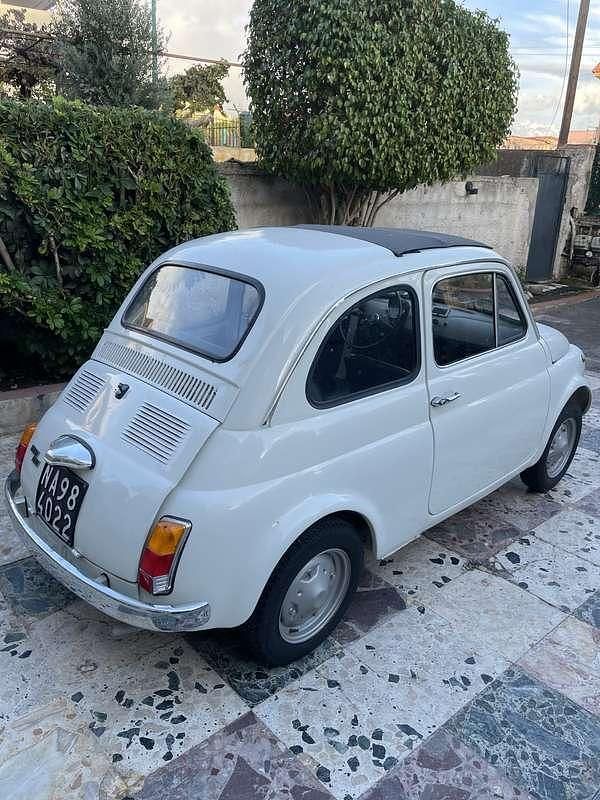 Usata Fiat 500 18 CV (13 kW) 1970 Utilitaria