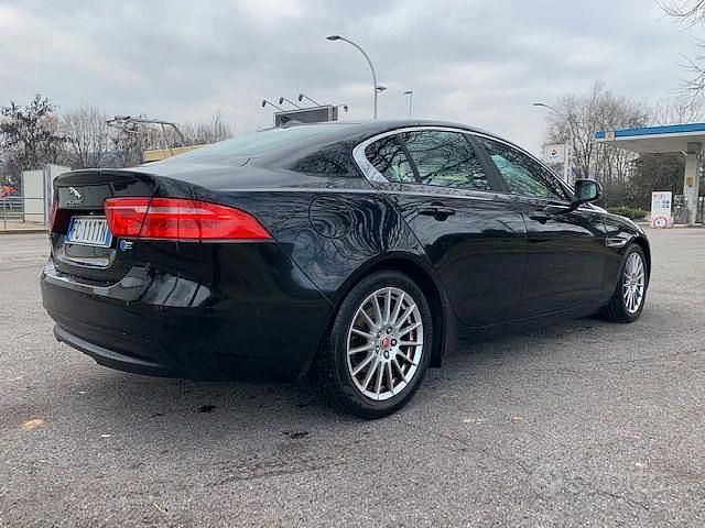 Usata Jaguar XE 2014 Nero Berlina