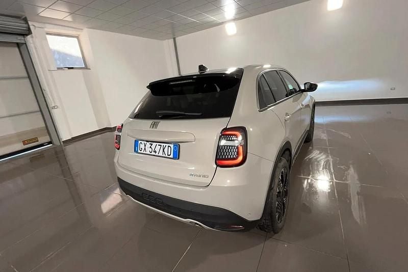 Usata Fiat 600 La Prima 101 CV (74 kW) 2025 Beige SUV