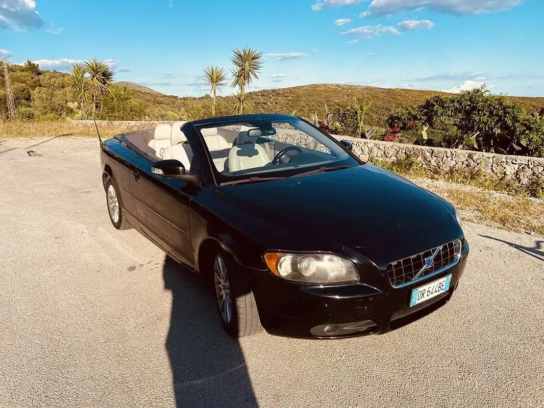 Usata Volvo C70 Momentum 136 CV (100 kW) 2008 Cabrio