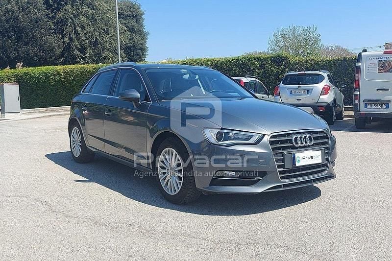 Usata Audi A3 Ambiente 149 CV (109 kW) 2013 Grigio Berlina