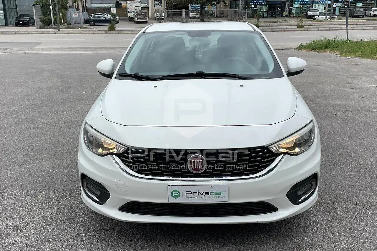 Usata Fiat Tipo Easy 120 CV (88 kW) 2016 Bianco Berlina