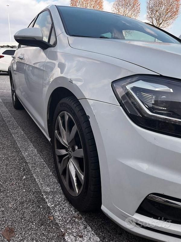 Usata VW Golf VII Executive 116 CV (85 kW) 2017 Bianco Berlina