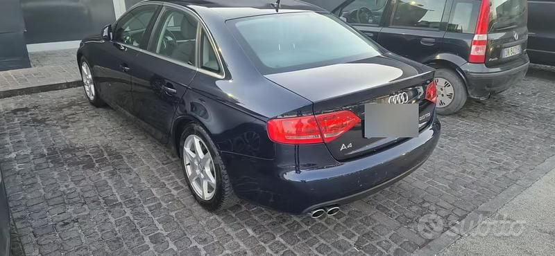 Usata Audi A4 143 CV (105 kW) 2008 Blu Berlina