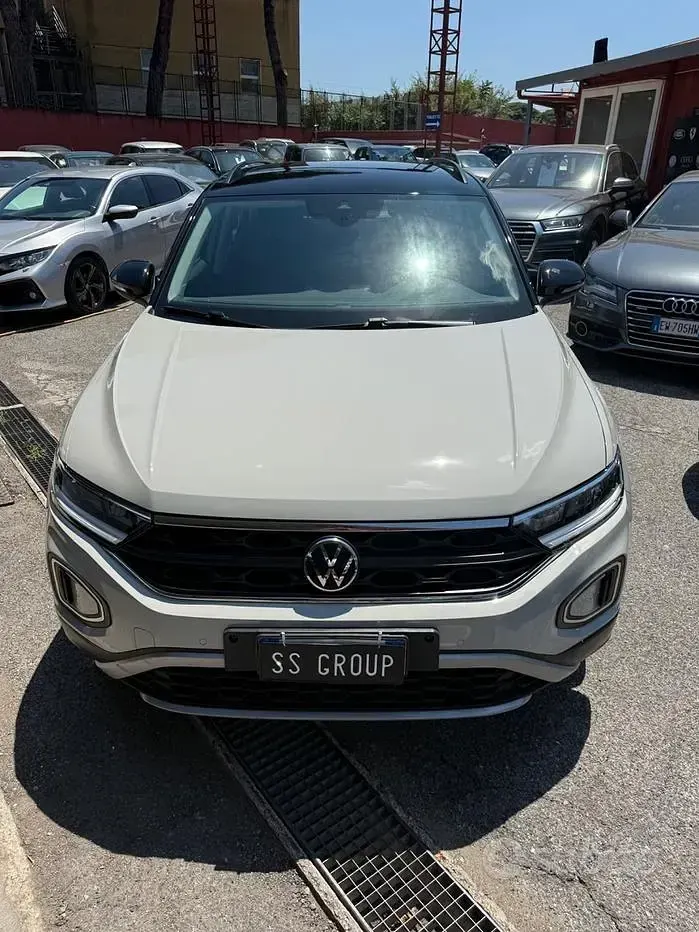 Usata VW T-Roc Sportline 110 CV (80 kW) 2023 Bianco SUV