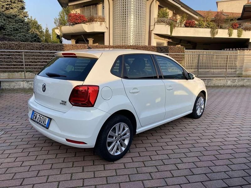 Usata VW Polo Comfortline 75 CV (55 kW) 2014 Bianco Berlina