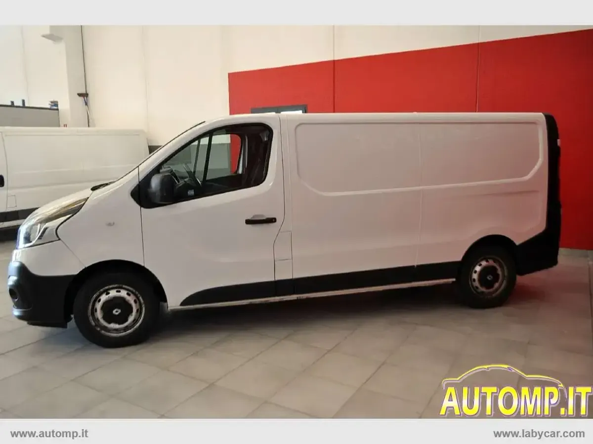 Usata Renault Trafic 125 CV (91 kW) 2018 Bianco Monovolume