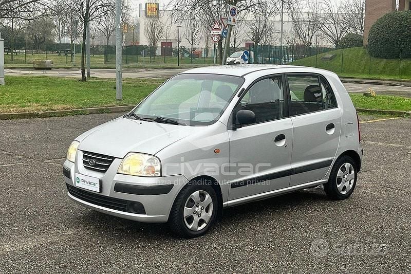 Usata Hyundai Atos Style 58 CV (42 kW) 2005 Grigio Utilitaria