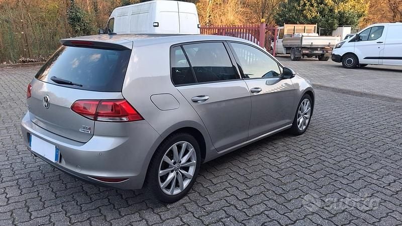 Usata VW Golf VII 110 CV (80 kW) 2017 Grigio Berlina