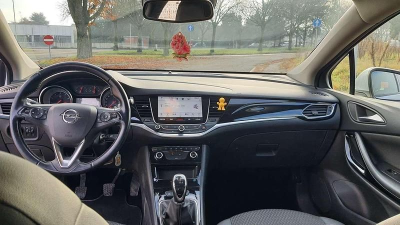 Usata Opel Astra Innovation 110 CV (80 kW) 2018 Station wagon