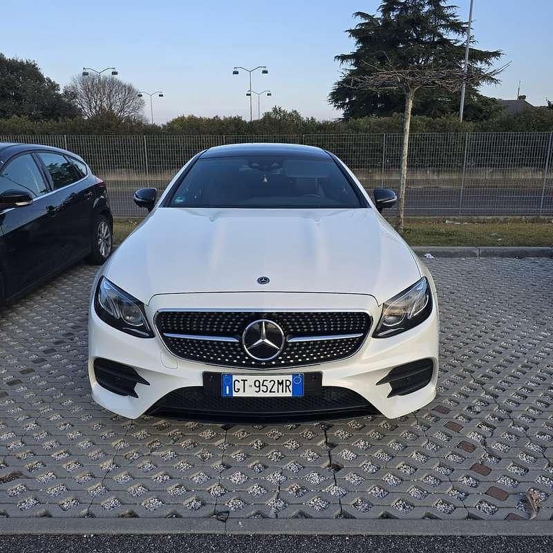 Usata Mercedes E350 Premium 258 CV (189 kW) 2017 Coupé