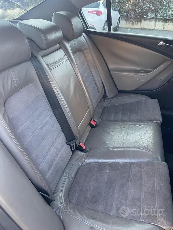 Usata VW Passat 2006 Marrone Berlina