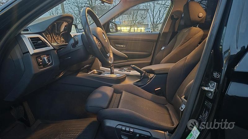 Usata BMW 320 184 CV (135 kW) 2013 Nero Station wagon