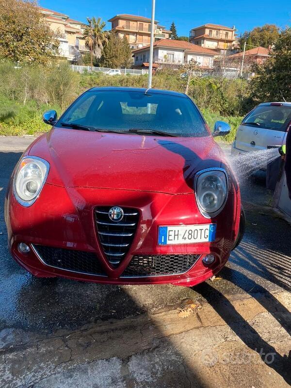 Usato 2011 Alfa Romeo MiTo 1.2 Diesel 95 CV (5.200 €)