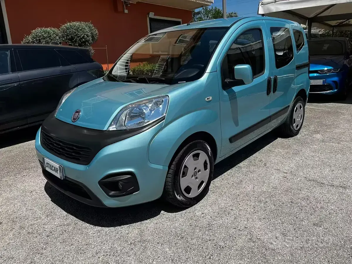 Usata Fiat Qubo Lounge 95 CV (69 kW) 2019 Bluazzurro Monovolume