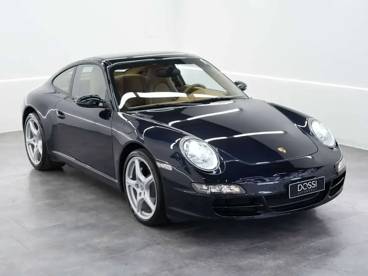 Usata Porsche 911 Carrera 325 CV (239 kW) 2007 Beige Coupé